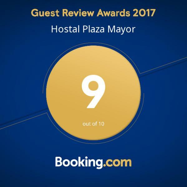 מלון קאריון דה לוס קונדס Hostal Plaza Mayor מראה חיצוני תמונה